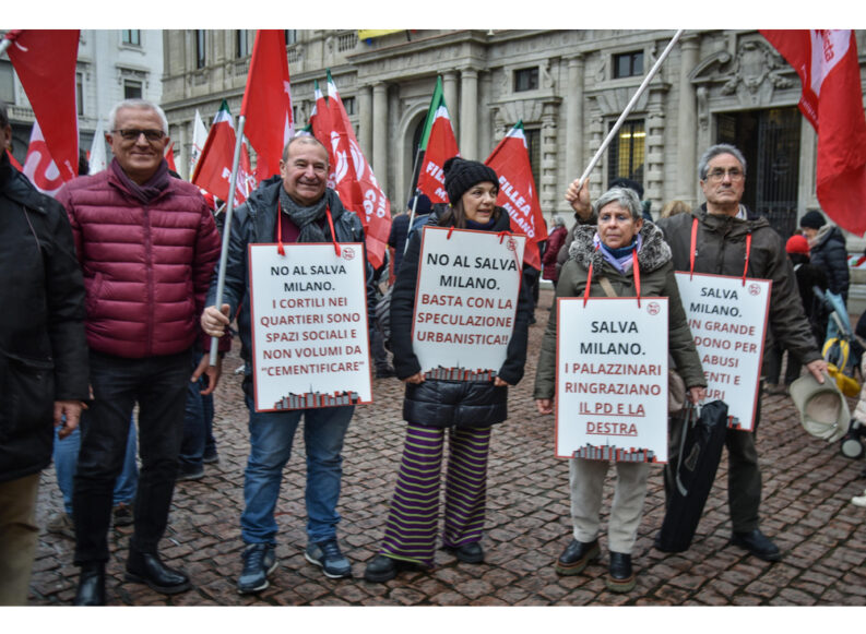 Salva-abusi, il Pd di Milano approva tra le proteste: “Vergogna!”